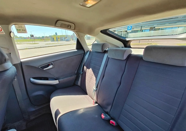 Toyota Prius cena 31950 przebieg: 651250, rok produkcji 2012 z Lublin małe 191